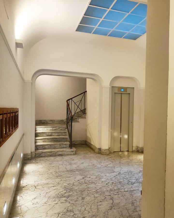 Circle Piazza Di Spagna 60 Suites Collection Рим Экстерьер фото